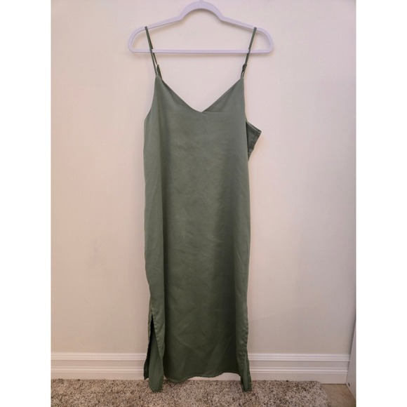 JJXX Dresses & Skirts - JJXX Sage Green Satin Midi Slip‎ Dress V-Neck Adjustable Straps Size L